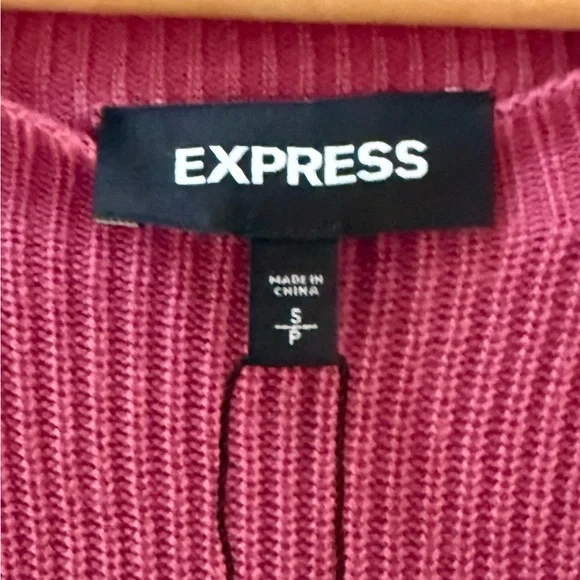NWT Express Cold Shoulder Sweater in Magenta! Small! New! - Picture 5 of 7